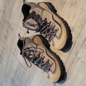 Columbia Hiking Boot, Rock Ridge Mid Sz 8.5